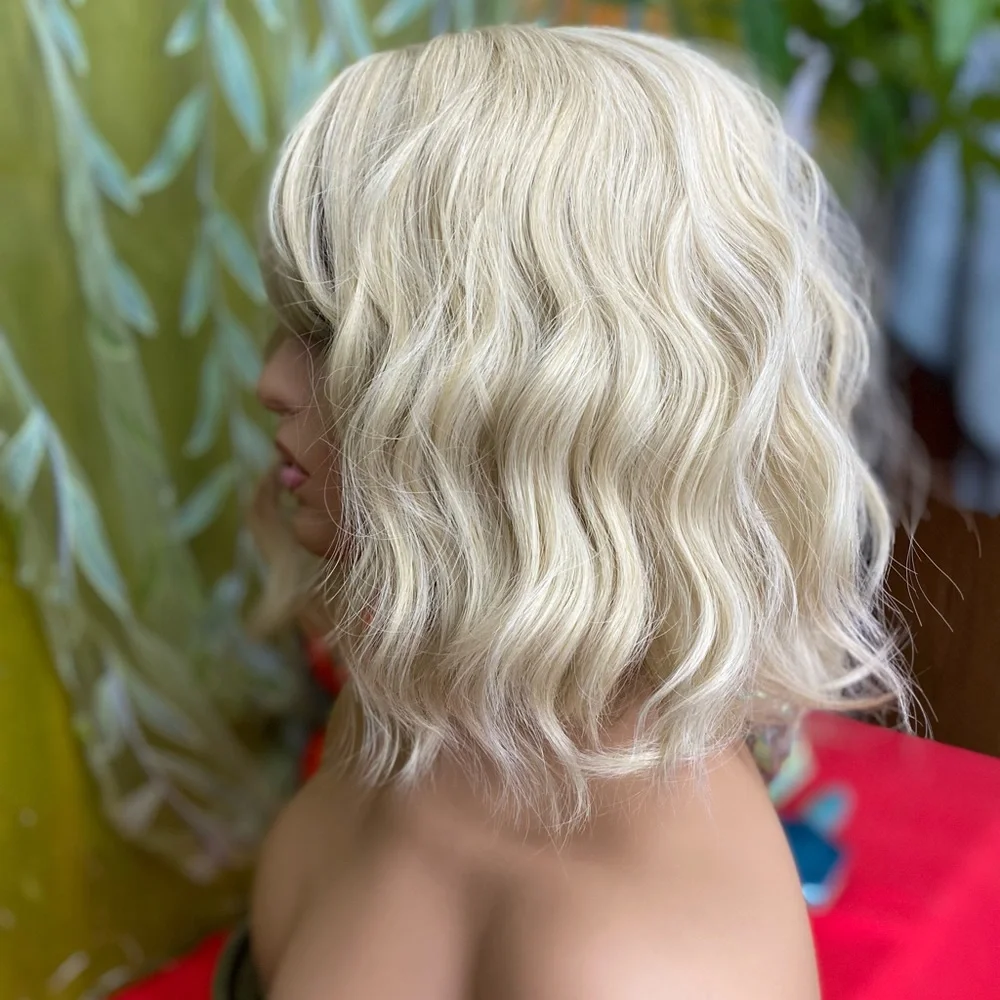 CLEARANCE stunning heatsafe atomic blonde bob